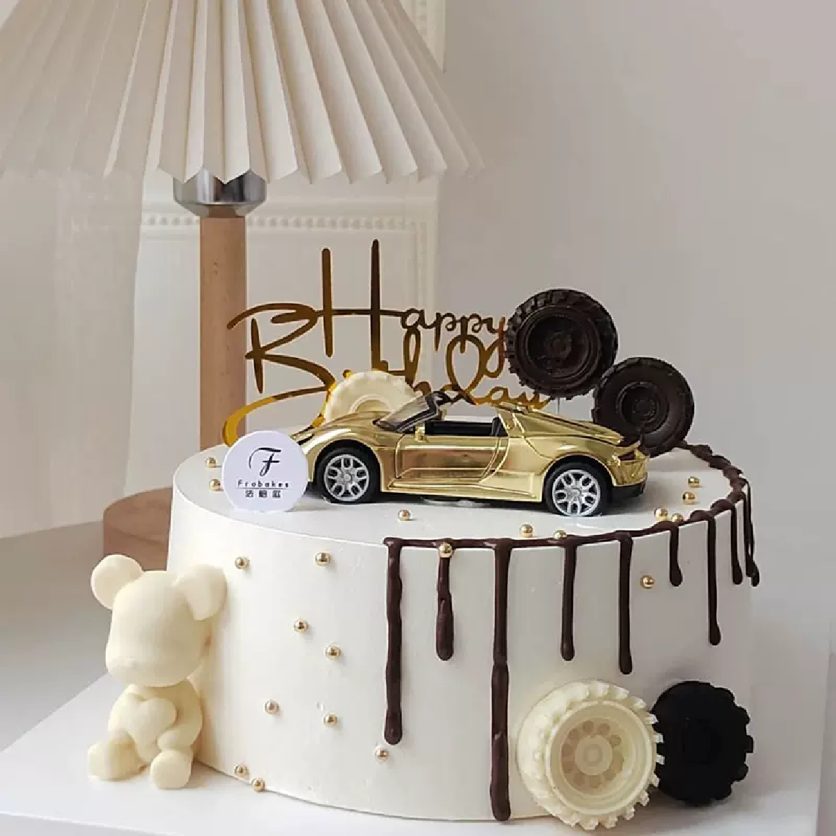 Cake Topper, Cake Decorations- Porsche 918, 'Convertible' - gold - Rampant Coffee Company
